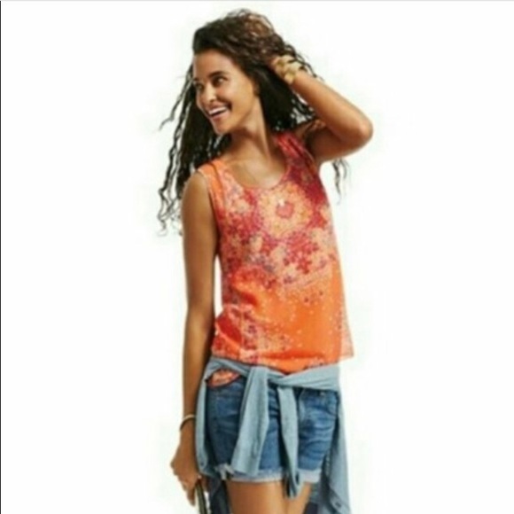 CAbi Merrow edge floral top (268) - Picture 1 of 10